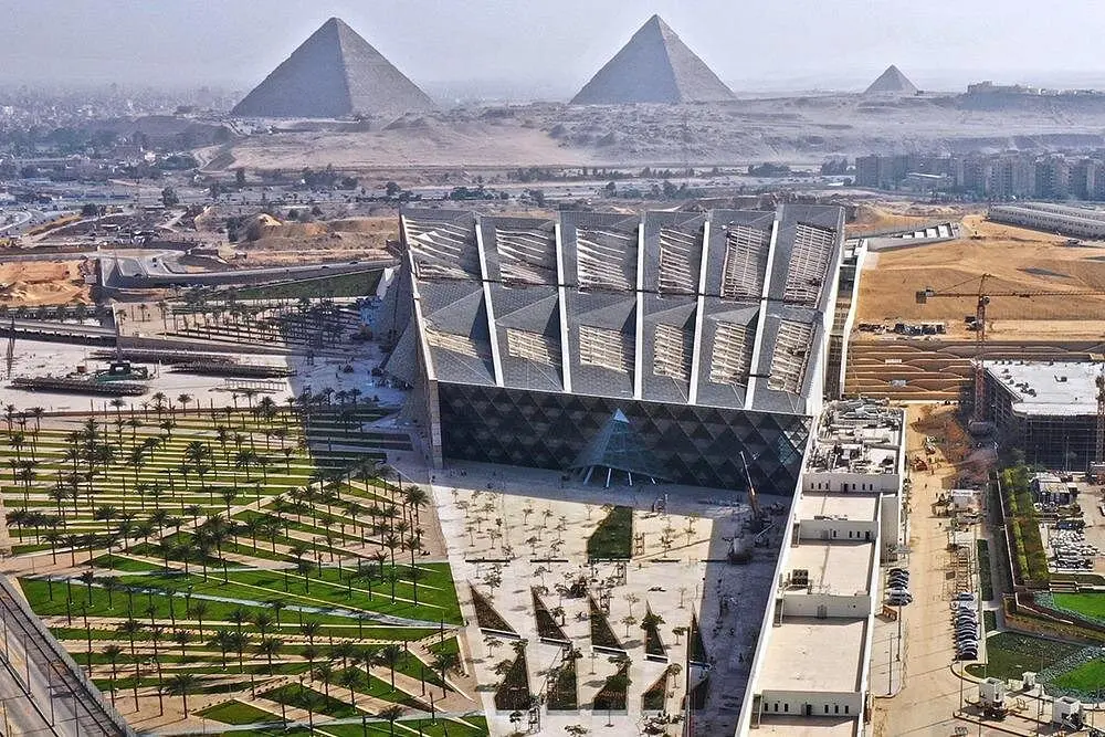Grand Egyptian Museum, Pyramids, Sphinx Tour & Lunch